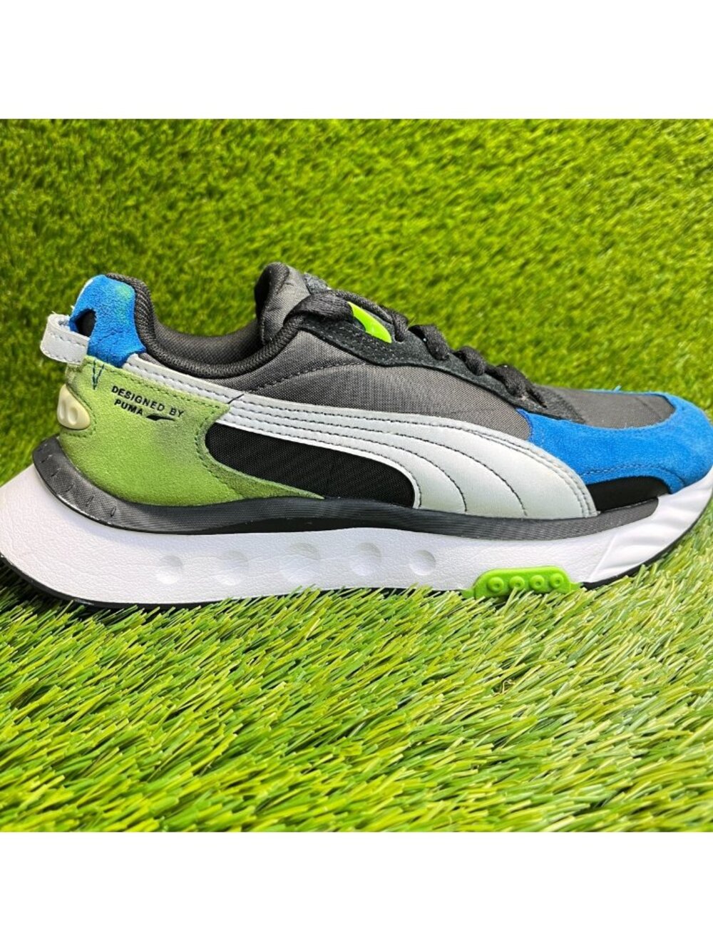 Puma Wild Rider Rollin Boys Size 7C Black Blue Athletic Running‎ Shoes Sneakers